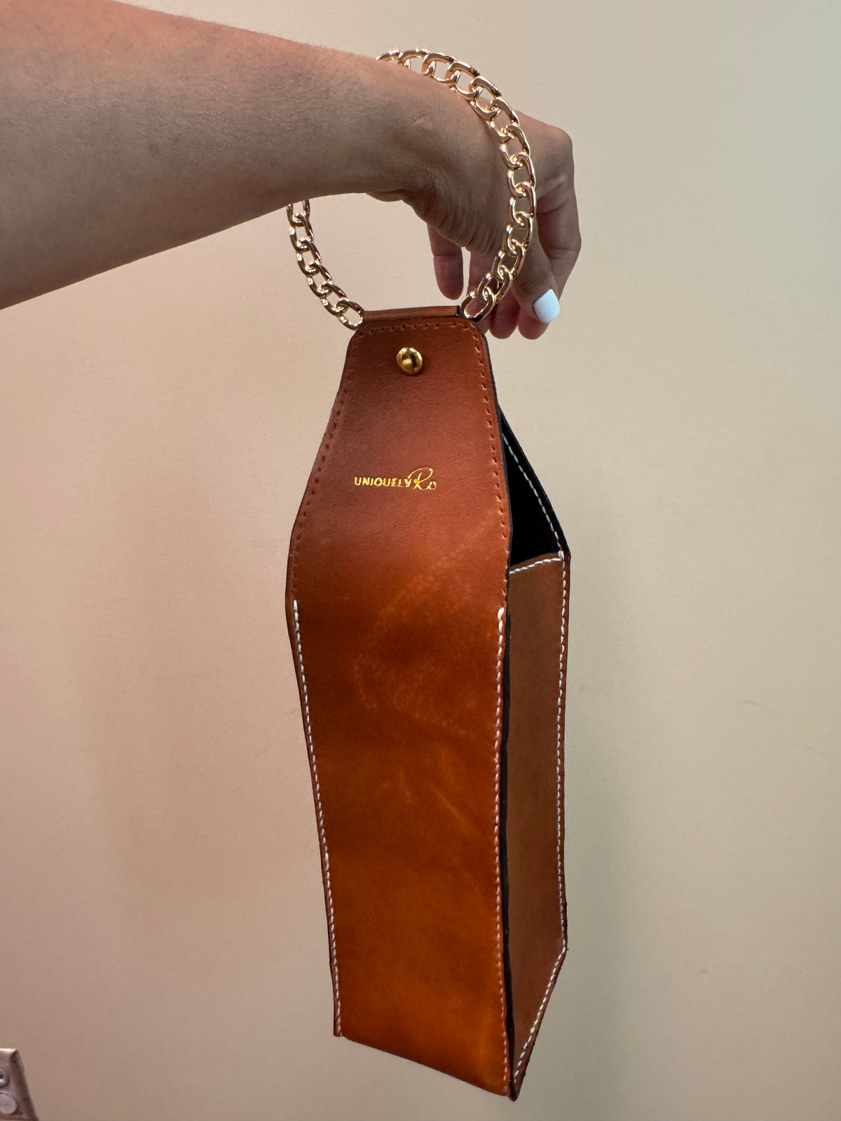 The Cellar Wine Carrier