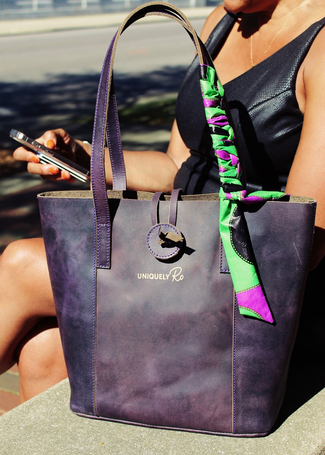 The Classic Tote – Uniquely Ro